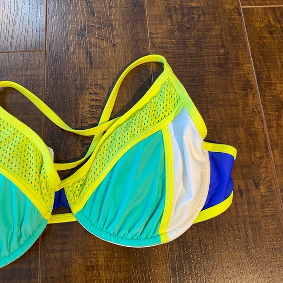 Body Glove Neon D Cup Bikini Top - Picture 3 of 8